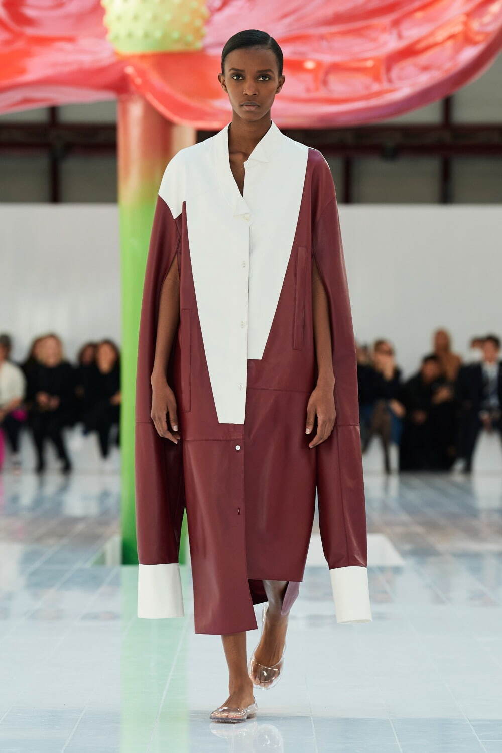 ロエベ(LOEWE) 2023年春夏ウィメンズコレクション シルエット - 写真25