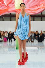 ロエベ 2023年春夏コレクション - アンスリウムの美しさに着想を得て｜写真14