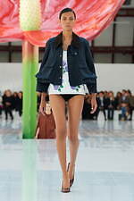 ロエベ 2023年春夏コレクション - アンスリウムの美しさに着想を得て｜写真36