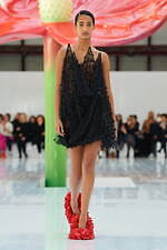 ロエベ 2023年春夏コレクション - アンスリウムの美しさに着想を得て｜写真48