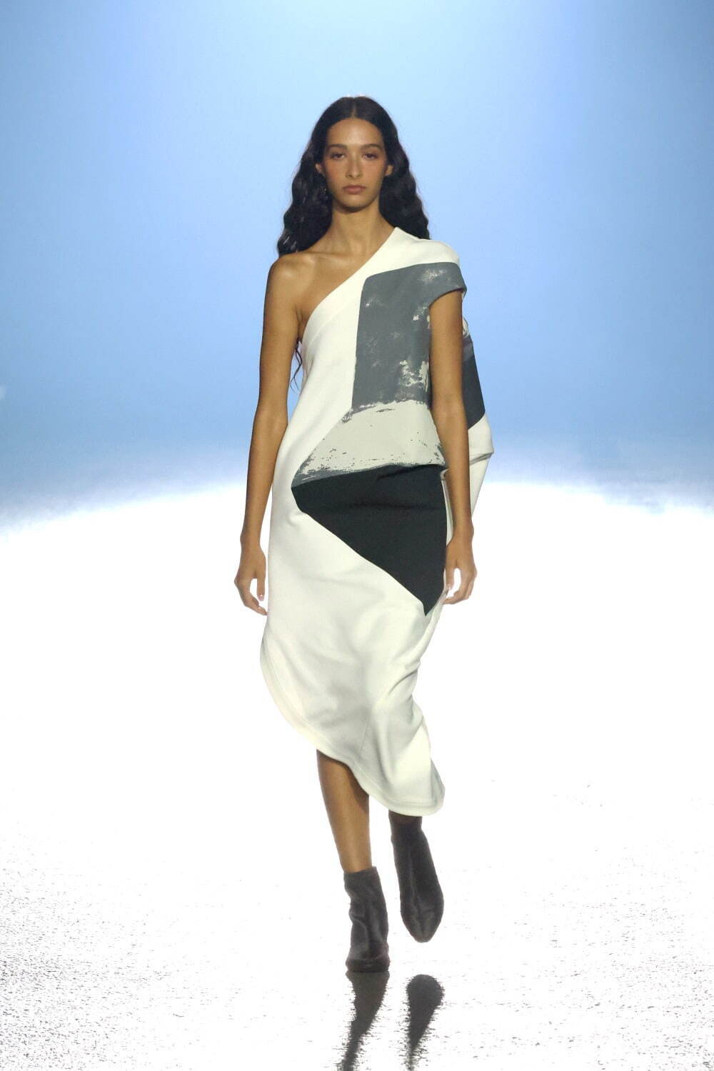 イッセイ ミヤケ(ISSEY MIYAKE) 2023年春夏ウィメンズコレクション