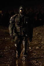 バレンシアガ 2023年夏コレクション - 泥臭く、自分らしく生きる｜写真1