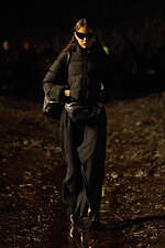 バレンシアガ 2023年夏コレクション - 泥臭く、自分らしく生きる｜写真68