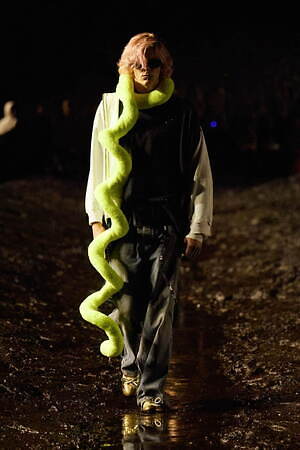 バレンシアガ(BALENCIAGA) 2023年夏ウィメンズ&メンズコレクション  - 写真19