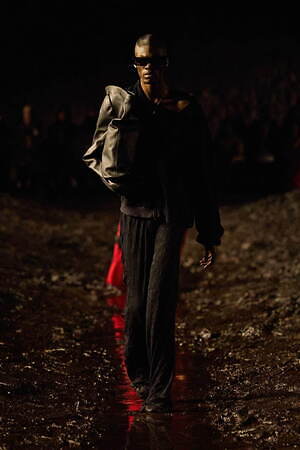 バレンシアガ(BALENCIAGA) 2023年夏ウィメンズ&メンズコレクション  - 写真34