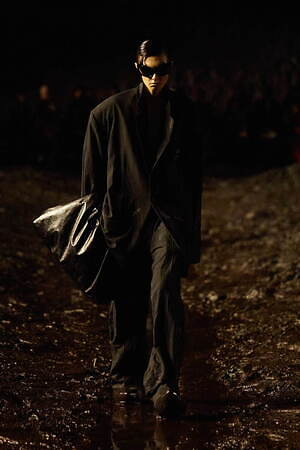 バレンシアガ(BALENCIAGA) 2023年夏ウィメンズ&メンズコレクション  - 写真46