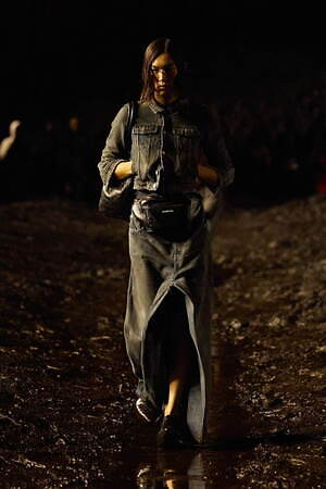 バレンシアガ(BALENCIAGA) 2023年夏ウィメンズ&メンズコレクション  - 写真62