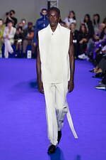 オフ-ホワイト c/o ヴァージル アブロー 2023年春夏コレクション、人生と新しい門出の祝福｜写真8