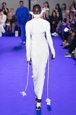 オフ-ホワイト c/o ヴァージル アブロー 2023年春夏コレクション、人生と新しい門出の祝福｜写真14