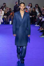 オフ-ホワイト c/o ヴァージル アブロー 2023年春夏コレクション、人生と新しい門出の祝福｜写真43