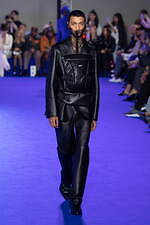 オフ-ホワイト c/o ヴァージル アブロー 2023年春夏コレクション、人生と新しい門出の祝福｜写真44