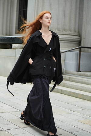 ミハラ ヤスヒロ(MIHARA YASUHIRO) 2023年春夏ウィメンズコレクション  - 写真17