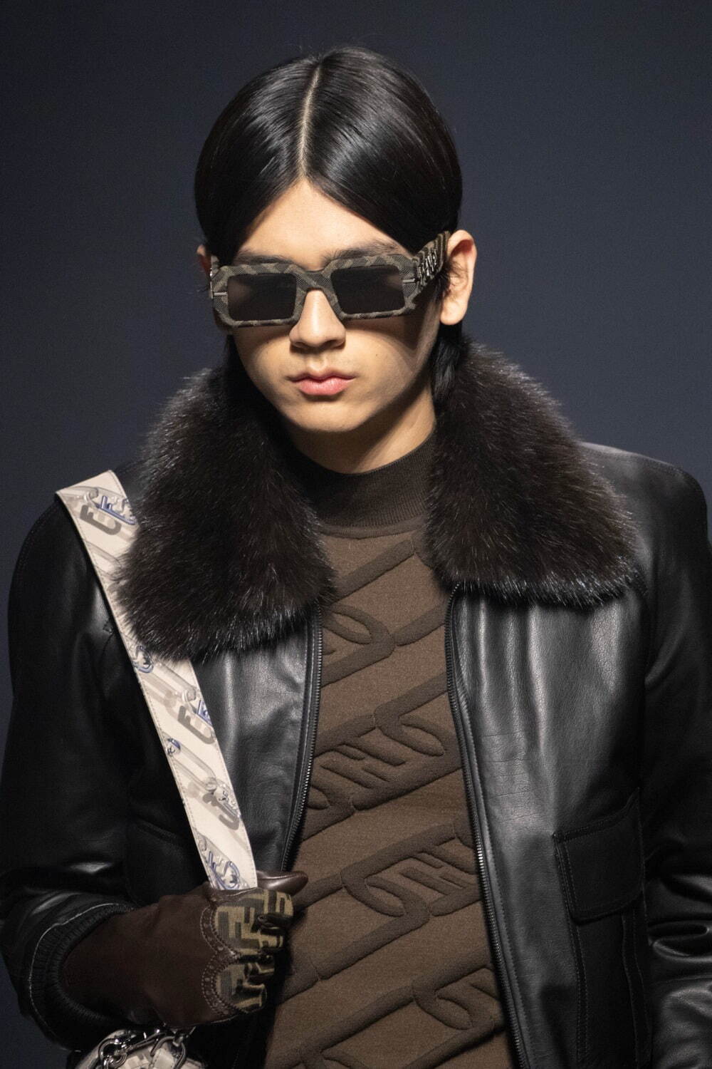 フェンディ(FENDI) オーロック｜写真4