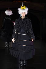 ノワール ケイ ニノミヤ 2023年春夏コレクション - 明滅する灯火｜写真19