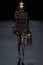 ヴァレンティノ 2023年春夏コレクション、引き算を経て“本質”を見出す｜写真18