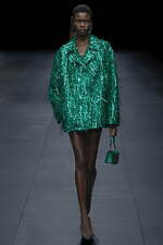 ヴァレンティノ 2023年春夏コレクション、引き算を経て“本質”を見出す｜写真41