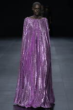 ヴァレンティノ 2023年春夏コレクション、引き算を経て“本質”を見出す｜写真67