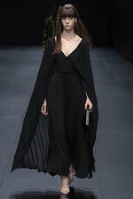 ヴァレンティノ 2023年春夏コレクション、引き算を経て“本質”を見出す｜写真72