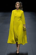 ヴァレンティノ 2023年春夏コレクション、引き算を経て“本質”を見出す｜写真74