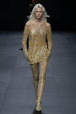 ヴァレンティノ 2023年春夏コレクション、引き算を経て“本質”を見出す｜写真75