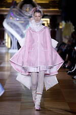 トム ブラウン 2023年春夏ウィメンズコレクション - 華やかなる祝祭｜写真24