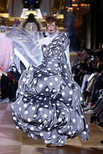 トム ブラウン 2023年春夏ウィメンズコレクション - 華やかなる祝祭｜写真54