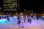 東京ミッドタウンで光と音楽が彩るクリスマスイルミネーション、都内最大級の屋外スケートリンクも｜写真11