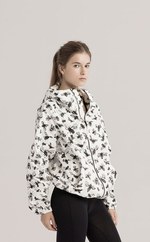 ギャルソンのハートロゴのアーティストとコラボ！ポーランドのブランド「UEG」が日本初上陸｜写真5