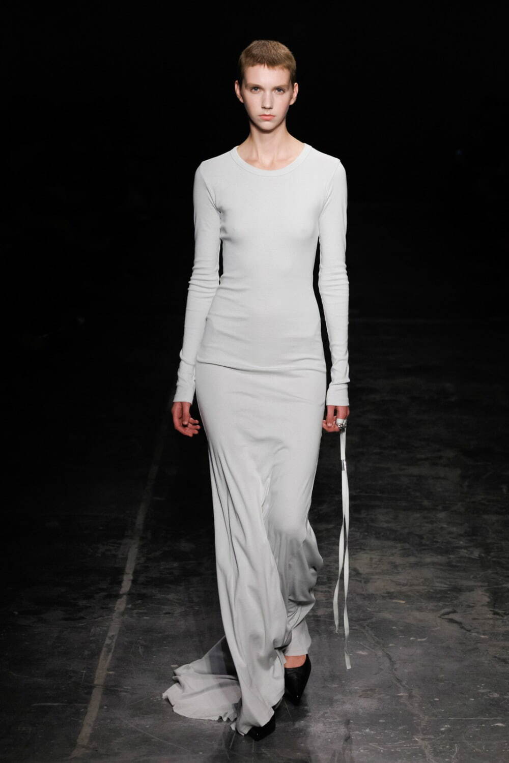 アンドゥムルメステール : ANN DEMEULEMEESTER - ファッションプレス