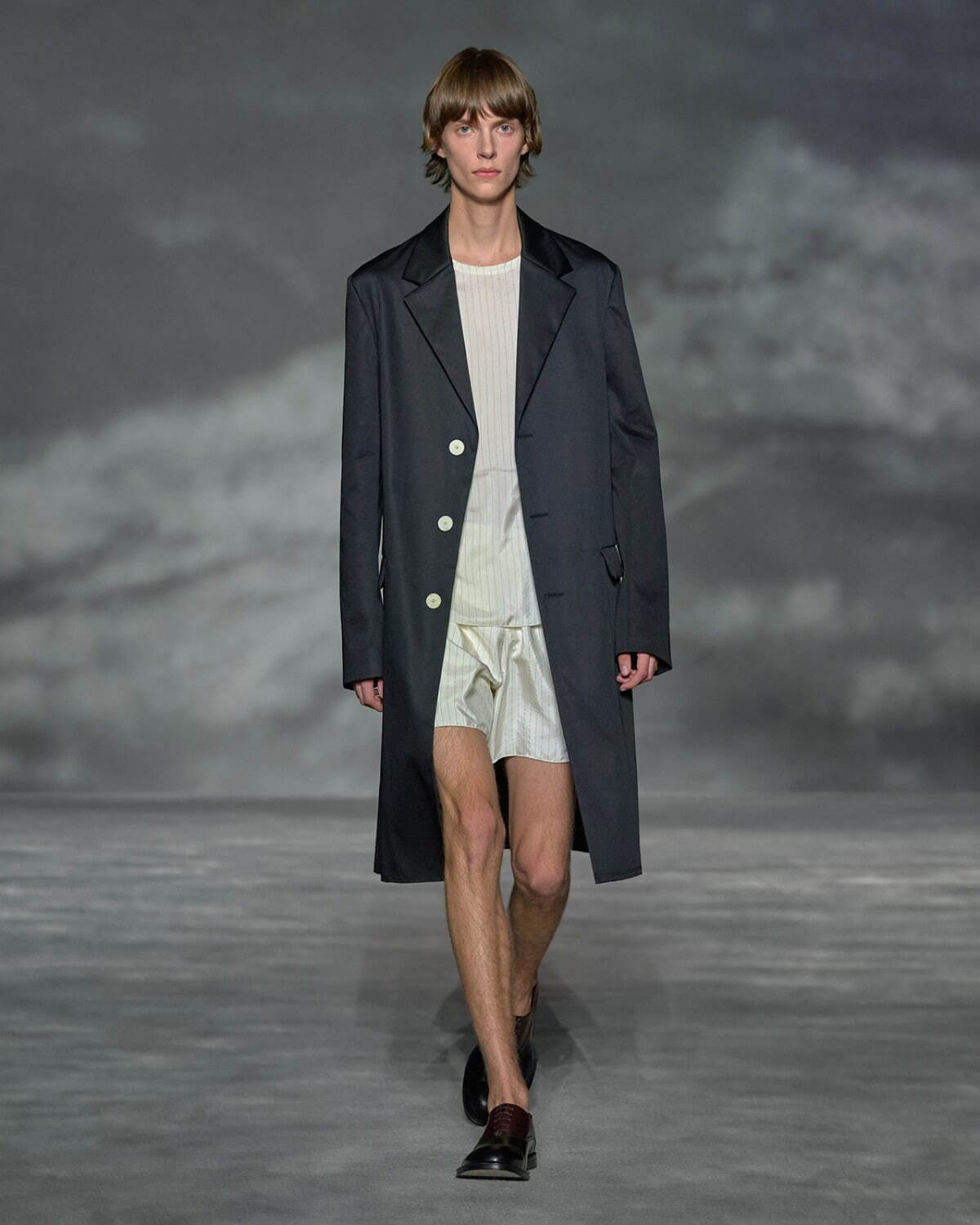 お年玉セール特価】【お年玉セール特価】LANVIN ランバン Nero トレーナー メンズ 春夏2023 RMHO0001J199P23 1090 Ia  スウェット・トレーナー