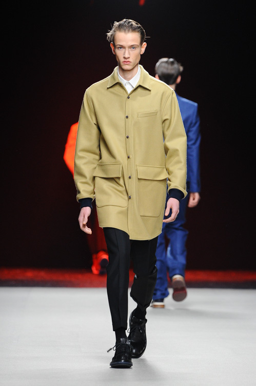 クリスヴァンアッシュ(KRISVANASSCHE) 2014-15年秋冬メンズコレクション  - 写真27