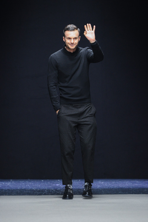 クリスヴァンアッシュ(KRISVANASSCHE) 2014-15年秋冬メンズコレクション シルエット - 写真35