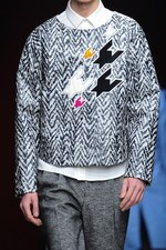 クリスヴァンアッシュ 2014-15年秋冬コレクション - かっちりをスポーティに｜写真21