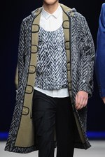 クリスヴァンアッシュ 2014-15年秋冬コレクション - かっちりをスポーティに｜写真26