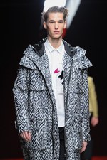 クリスヴァンアッシュ 2014-15年秋冬コレクション - かっちりをスポーティに｜写真36