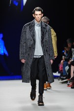 クリスヴァンアッシュ 2014-15年秋冬コレクション - かっちりをスポーティに｜写真41