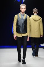 クリスヴァンアッシュ 2014-15年秋冬コレクション - かっちりをスポーティに｜写真47