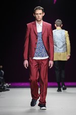 クリスヴァンアッシュ 2014-15年秋冬コレクション - かっちりをスポーティに｜写真52