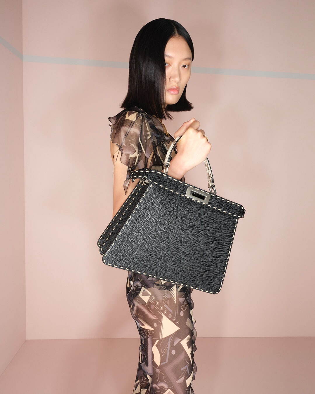 フェンディ(FENDI) ピーカブー｜写真9