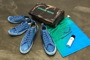 スピングルムーヴ“藍染”スニーカー、デニム風キャンバス×牛レザーの異素材アッパー