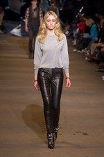 DIESEL BLACK GOLD(ディーゼル ブラック ゴールド)、2010-2011年秋冬コレクション｜写真10