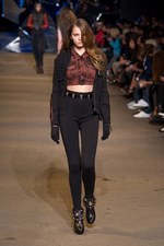 DIESEL BLACK GOLD(ディーゼル ブラック ゴールド)、2010-2011年秋冬コレクション｜写真14