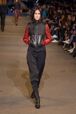 DIESEL BLACK GOLD(ディーゼル ブラック ゴールド)、2010-2011年秋冬コレクション｜写真15