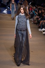 DIESEL BLACK GOLD(ディーゼル ブラック ゴールド)、2010-2011年秋冬コレクション｜写真32