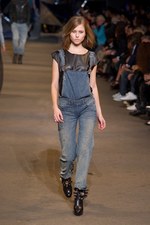 DIESEL BLACK GOLD(ディーゼル ブラック ゴールド)、2010-2011年秋冬コレクション｜写真33