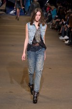 DIESEL BLACK GOLD(ディーゼル ブラック ゴールド)、2010-2011年秋冬コレクション｜写真35