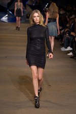 DIESEL BLACK GOLD(ディーゼル ブラック ゴールド)、2010-2011年秋冬コレクション｜写真44