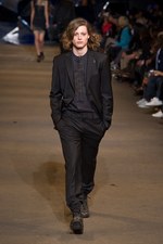 DIESEL BLACK GOLD(ディーゼル ブラック ゴールド)、2010-2011年秋冬コレクション｜写真48