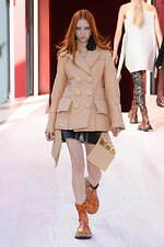 ルイ・ヴィトン 2023年春夏ウィメンズコレクション - 細部に光を当て、全体と本質を再考する｜写真23