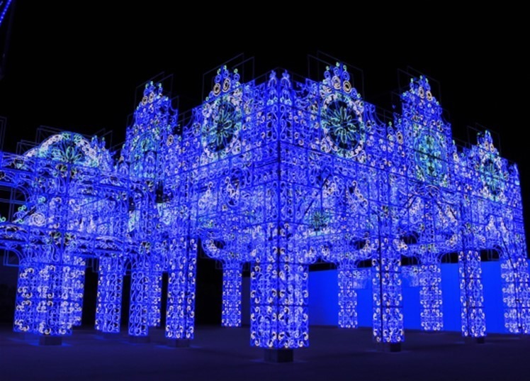 「青の宮殿」